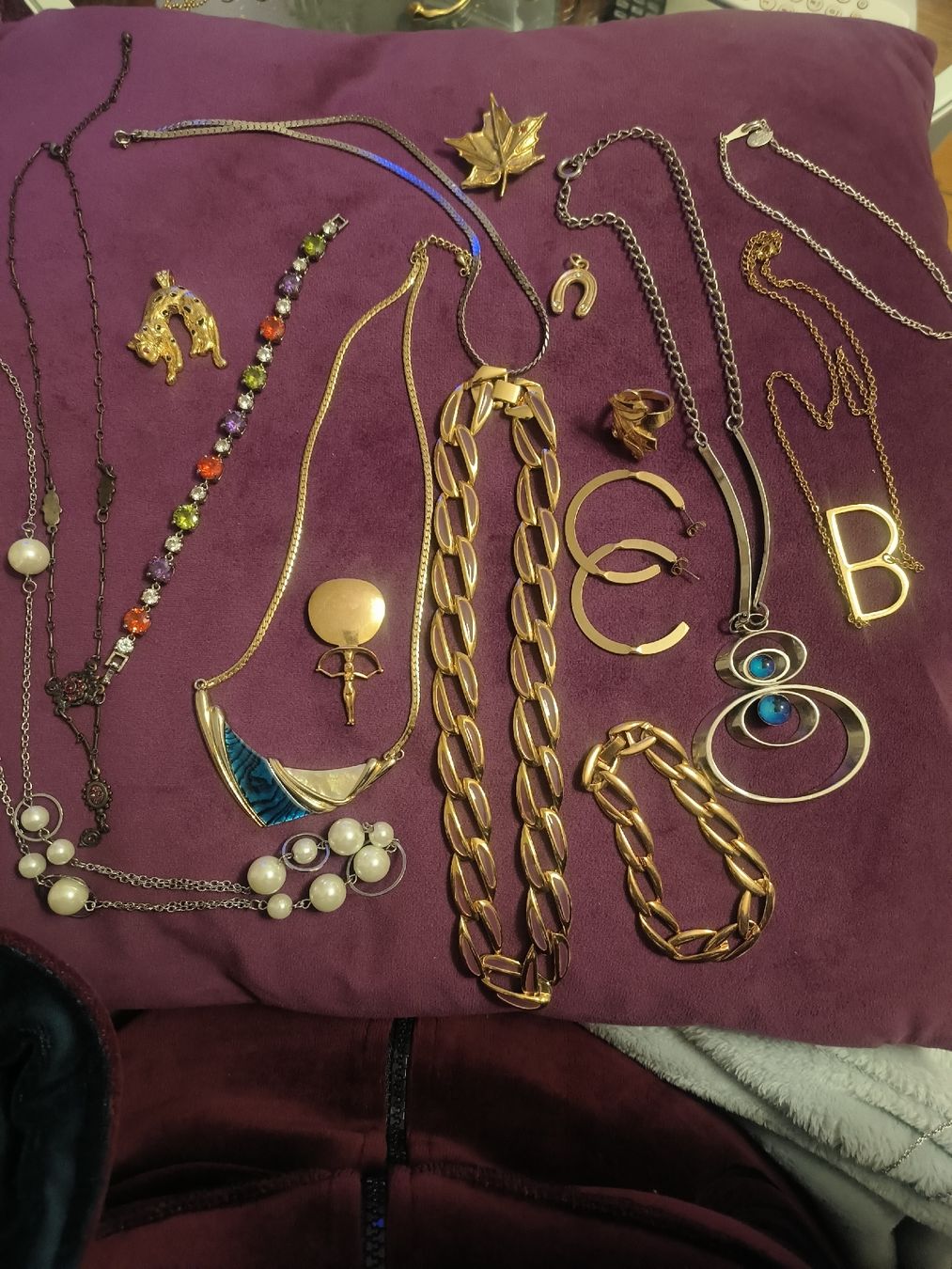 Sonstiger Schmuck: lot bijoux diverses – Gebraucht aus Pampigny von Nathbn