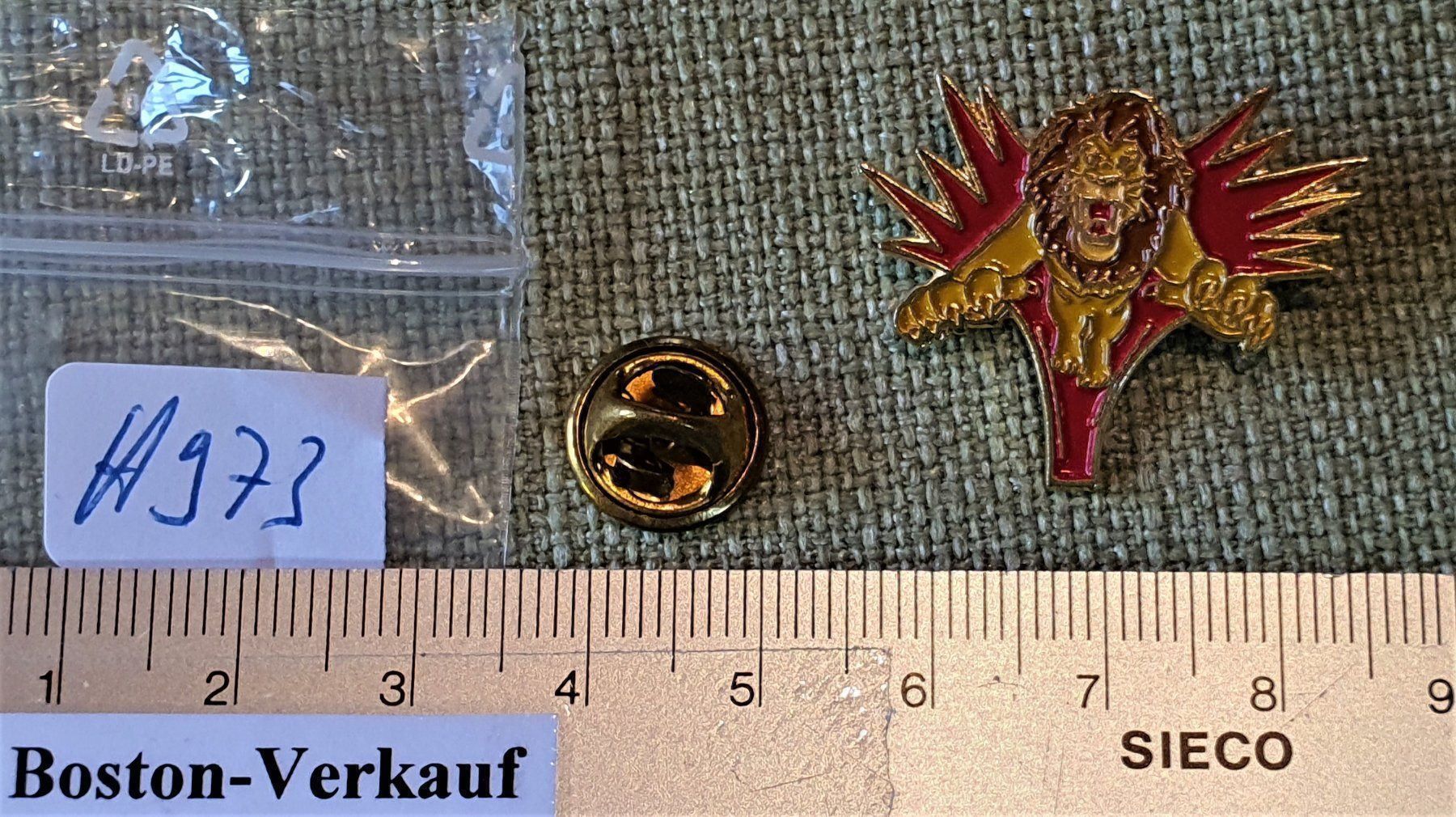 Placchette & Badge: H973 - Pin Löwe – Usato da Reinach BL venduto da Boston-Verkauf 1