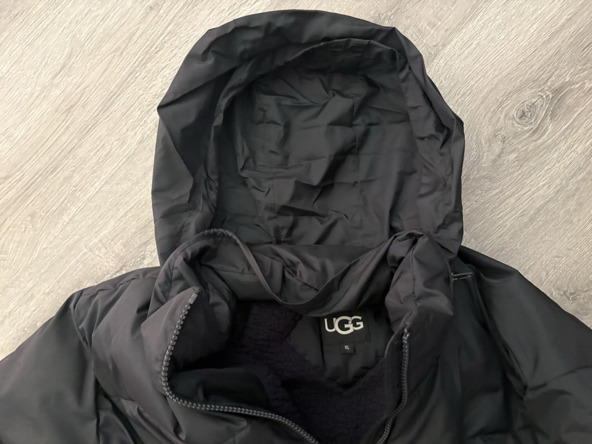 Ugg Giacche: VESTE UGG 2 en 1  ORIGINAL – Nuovo (secondo la descrizione) da Corin de la crête venduto da Charnel49 5