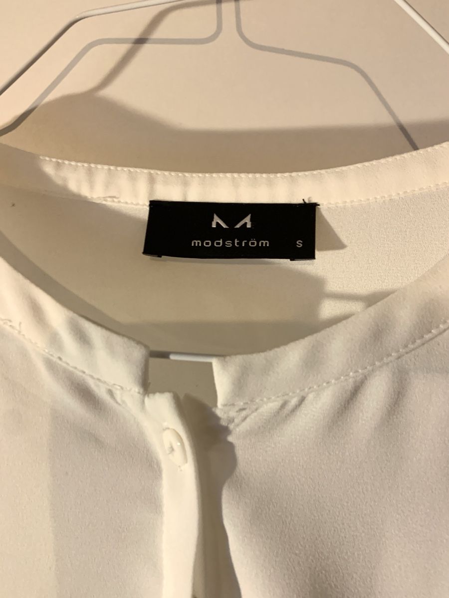 Camicette: Weisse Modström Bluse Gr.S – Usato da Basel venduto da mir_h6vg 1