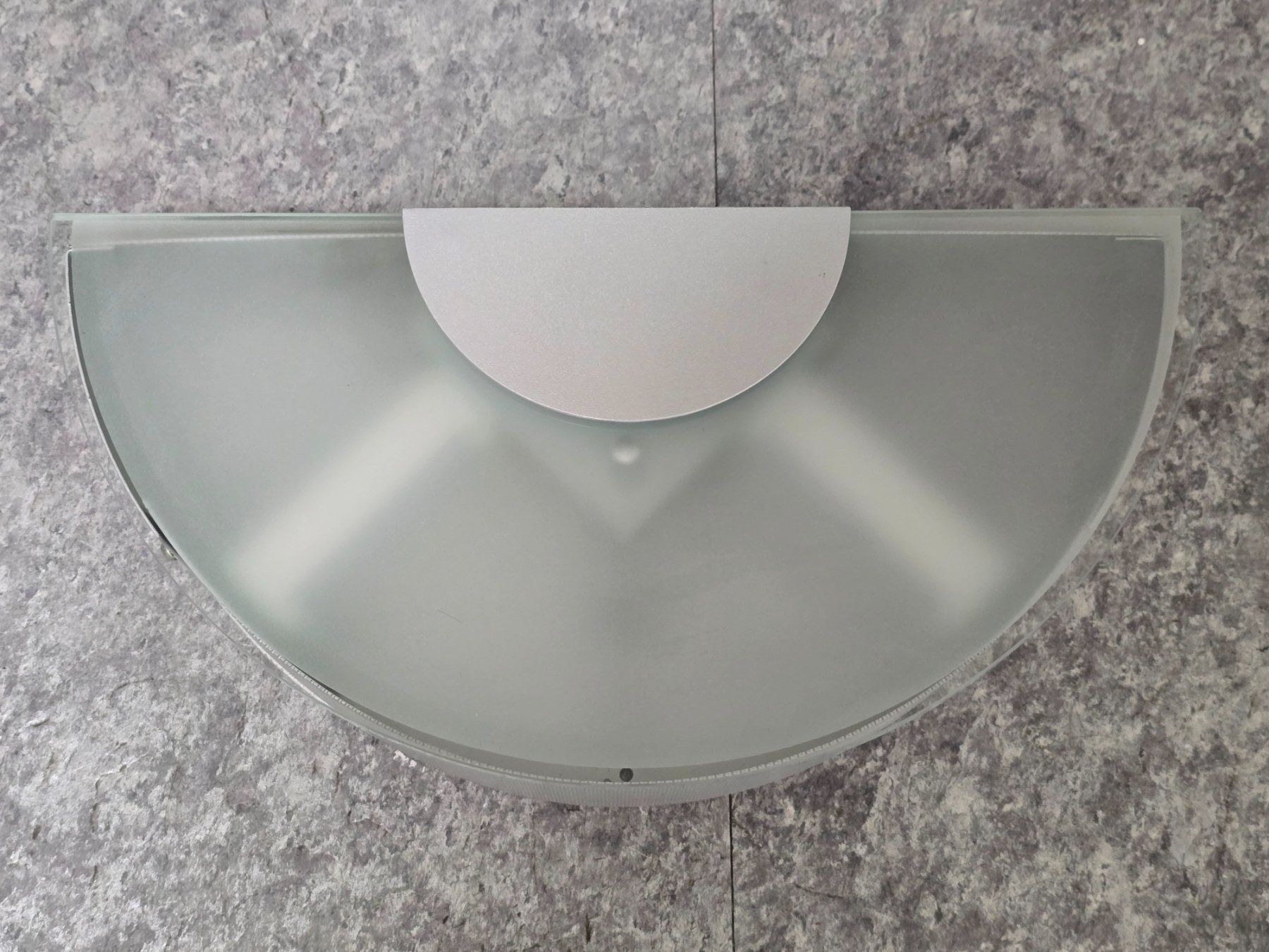 Lampade: Wandleuchte Halbkreis von hatec – Usato da Arlesheim venduto da bebbirofo01 4