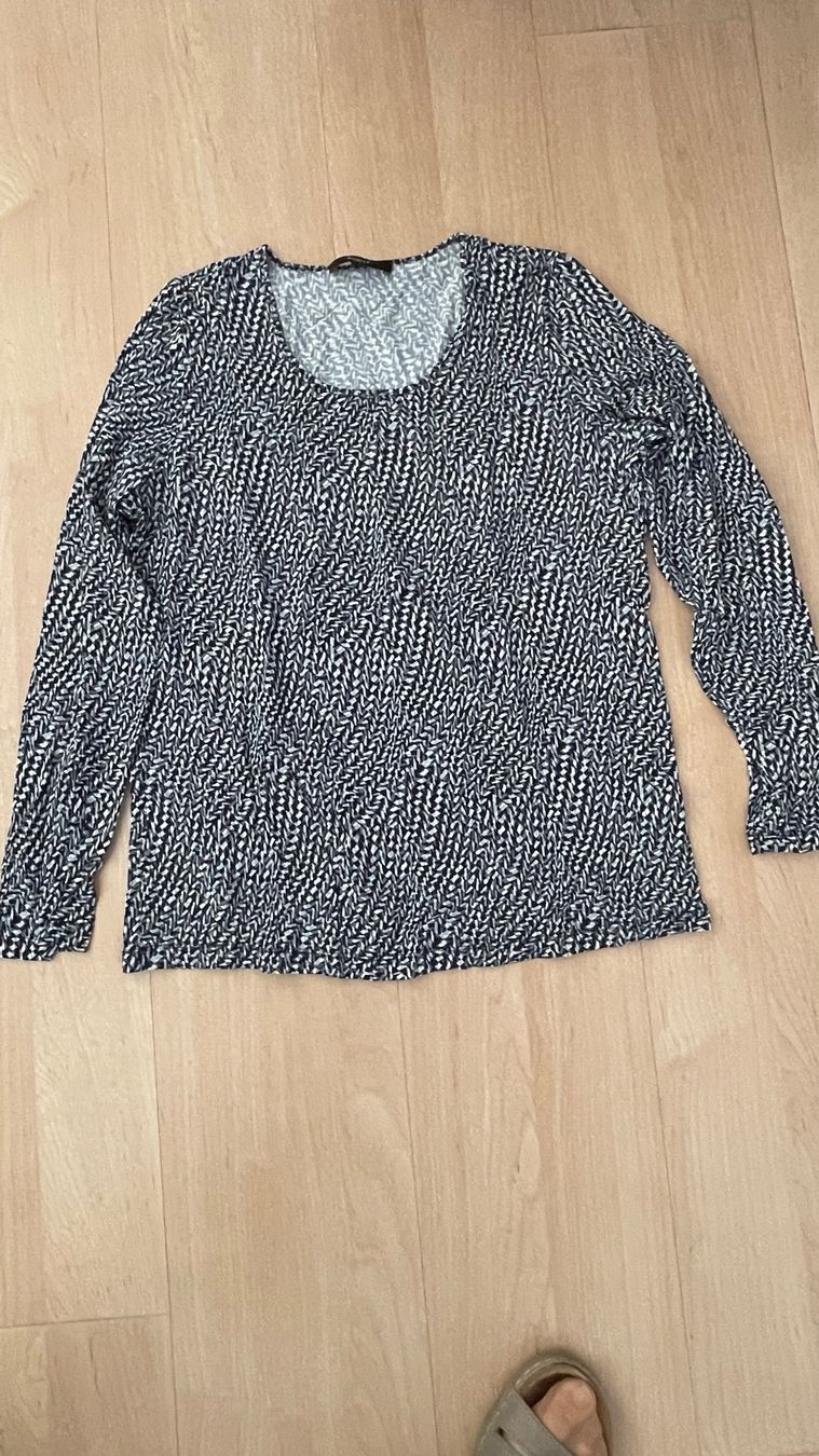 Bonita T-Shirts: Bonita Shirt, Gr. M, langarm – Neu (gemäss Beschreibung) aus Wetzikon ZH von Schrungus