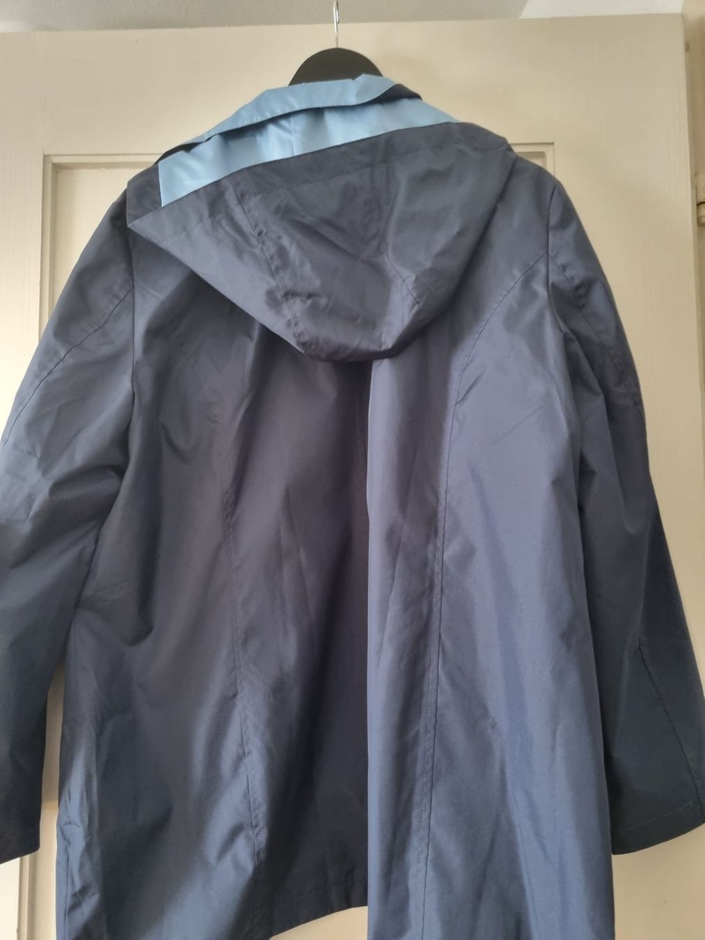 Jacken: Damen Regenjacke dunkelblau – Neu (gemäss Beschreibung) aus Lenk im Simmental von oli66661 1