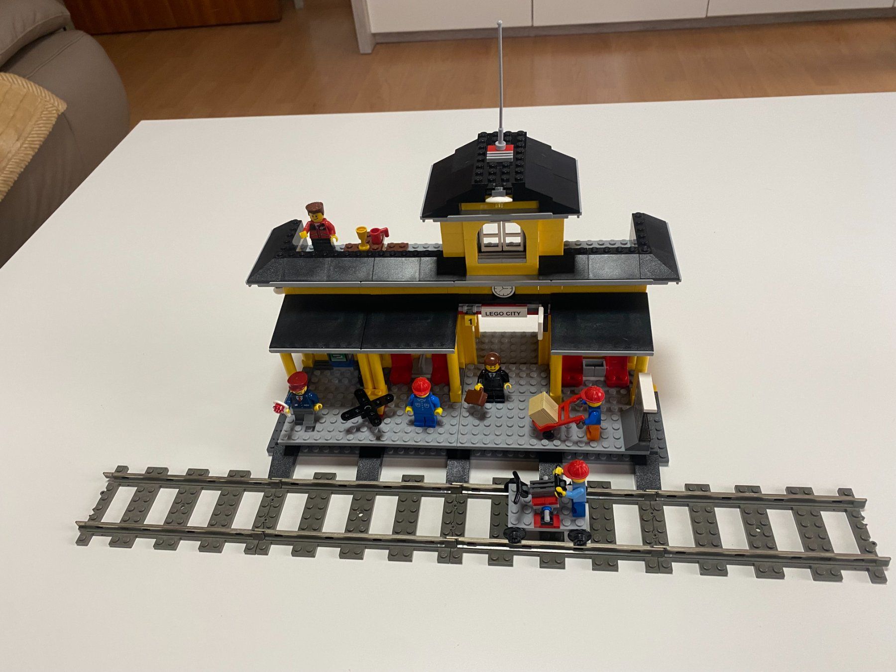 Lego Giocattoli: LEGO - TOLLER - EISENBAHN - BAHNHOF - 7997 – Usato da Gelterkinden venduto da ajdt4