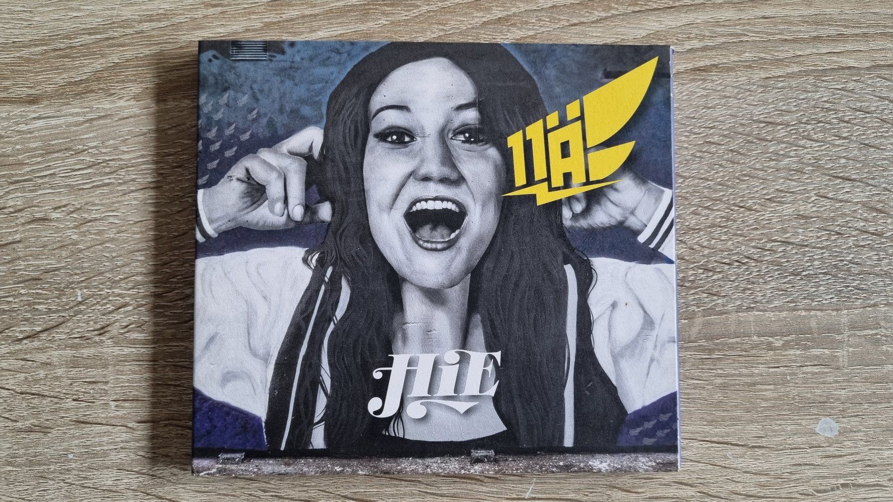 CD: 11ä - Hie – Usato da Hagenbuch ZH venduto da lecterr55