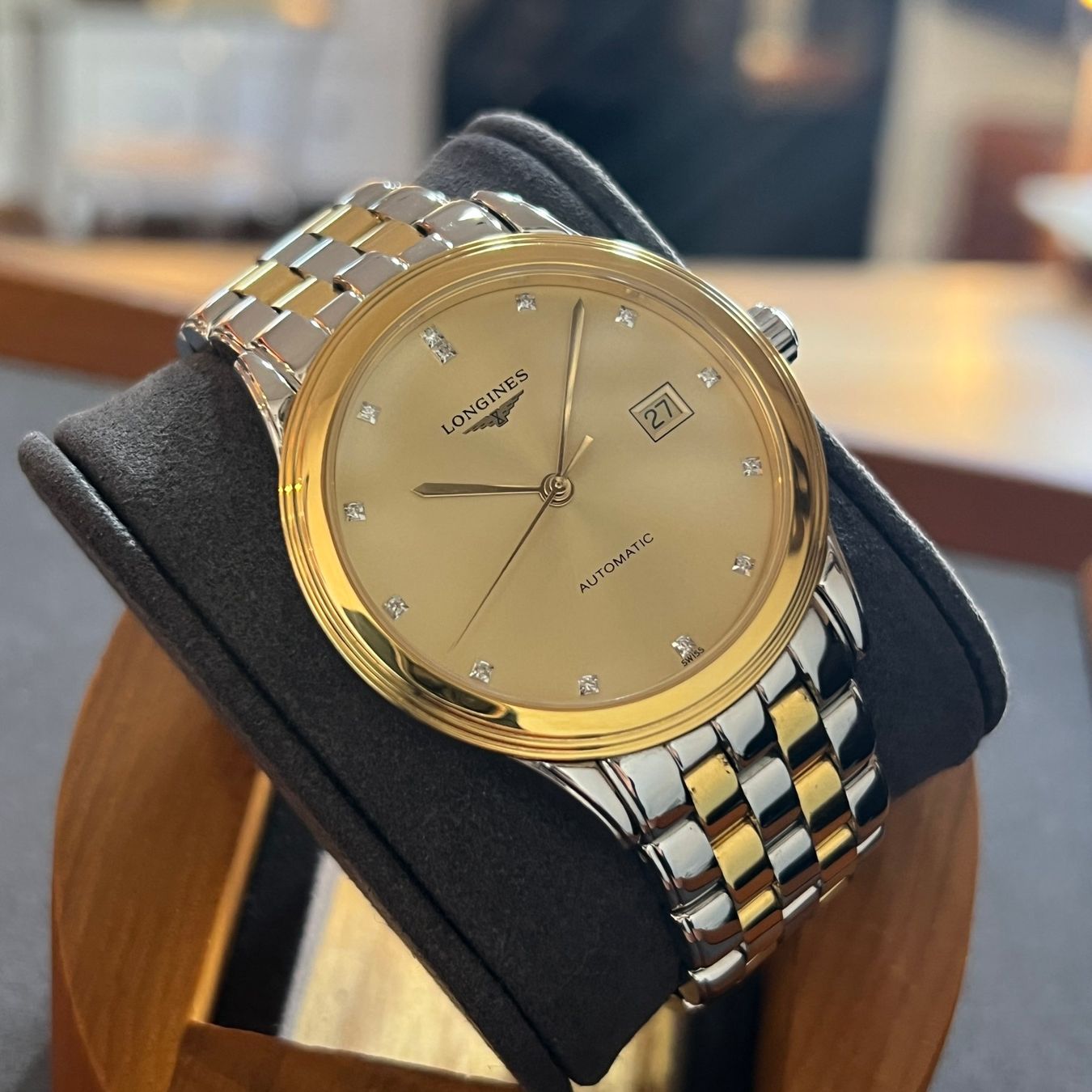 Longines Montres: FLASH SALE Longines Flagship Two-Tone Diamond Index L4.984.3 – D'occasion à Carouge GE par Watchaser 7