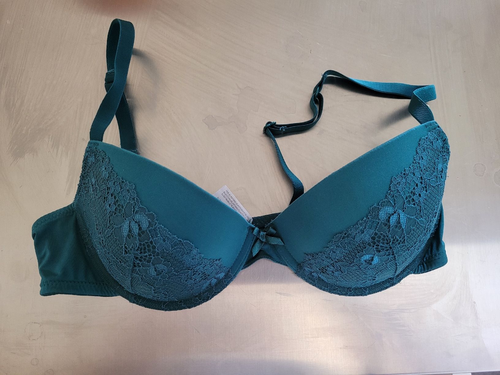 C&A Altra biancheria intima: Soutien-gorge C&A 80B – Nuovo (secondo la descrizione) da Villars-sur-Glâne venduto da m66_dch5