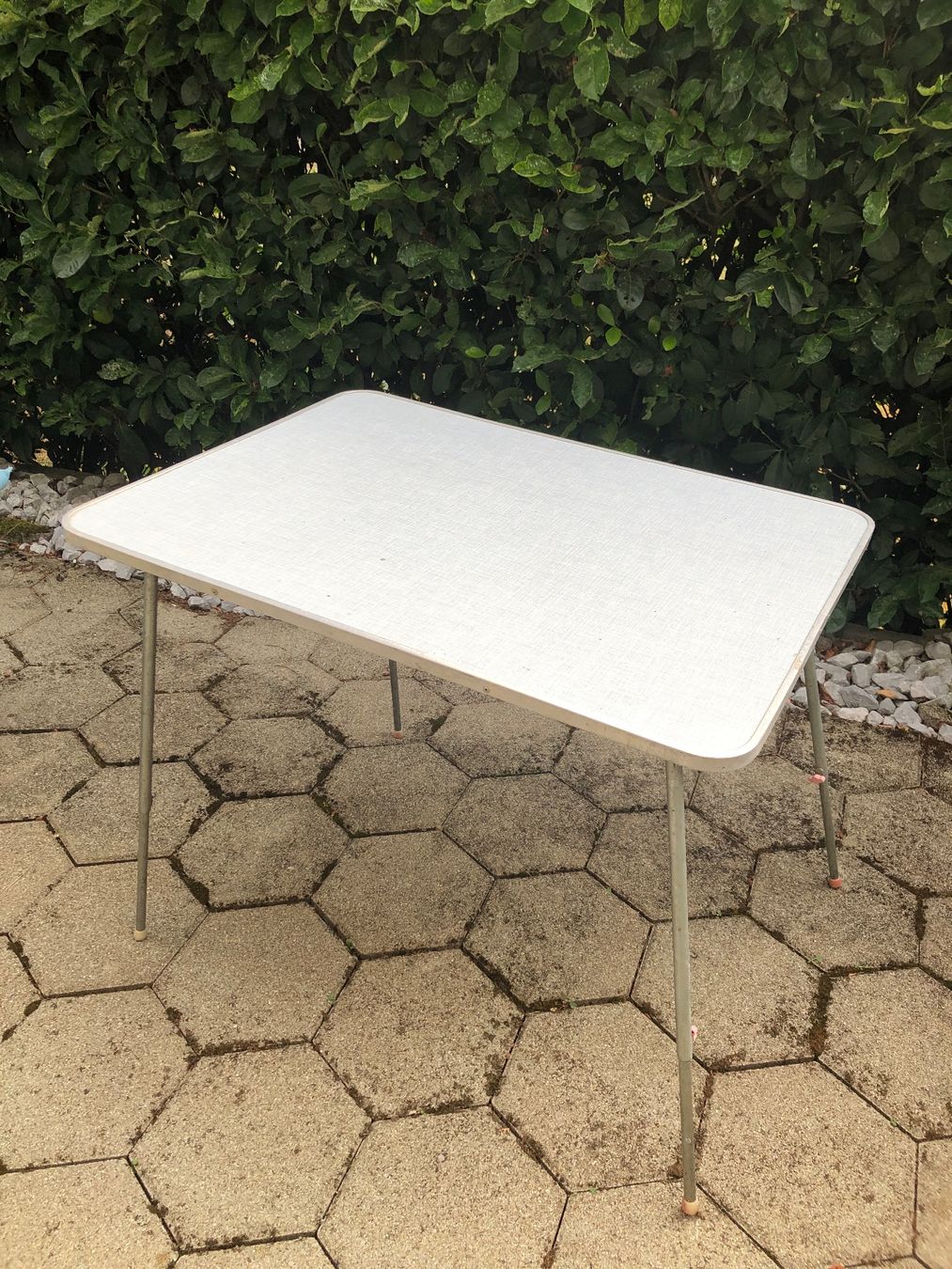 Tables: Alter Camping Tisch aus den 50er oder 60er Jahren – D'occasion à Zuchwil par Tim7272 4