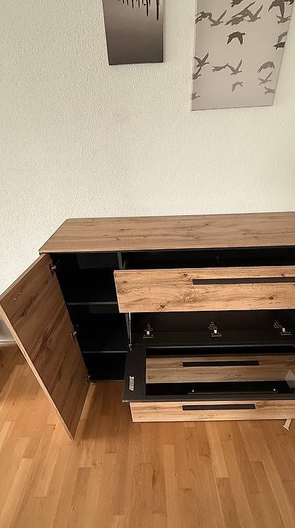 Cassettiere: Modernes Sideboard / Highboard Holzoptik & Anthrazit  – Usato da Hochdorf venduto da Lilporto 1