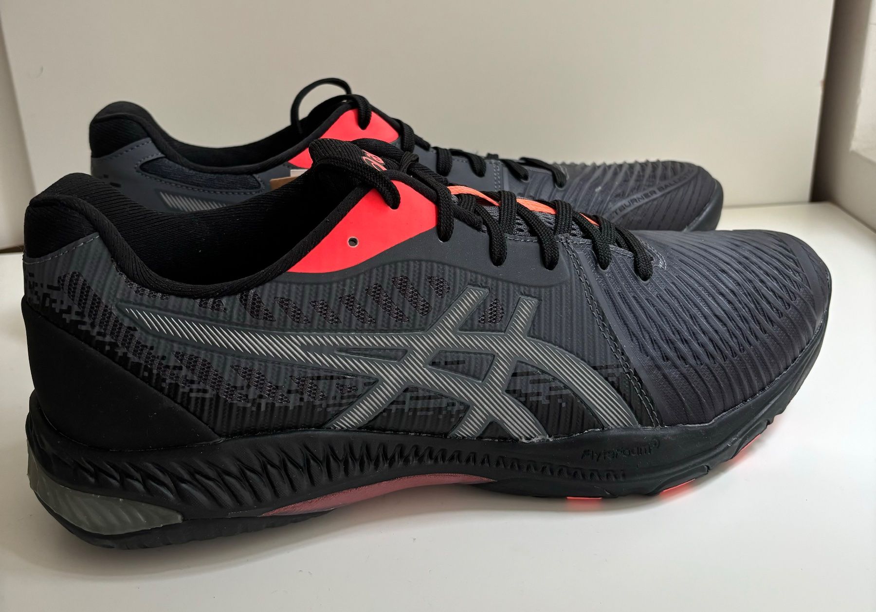 Asics Scarpe da uomo: ASICS NETBURNER BALLISTIC FF 2 L.E. Herren, Gr. 46 – Nuovo e nell'imballaggio originale da Luzern venduto da falena01 1