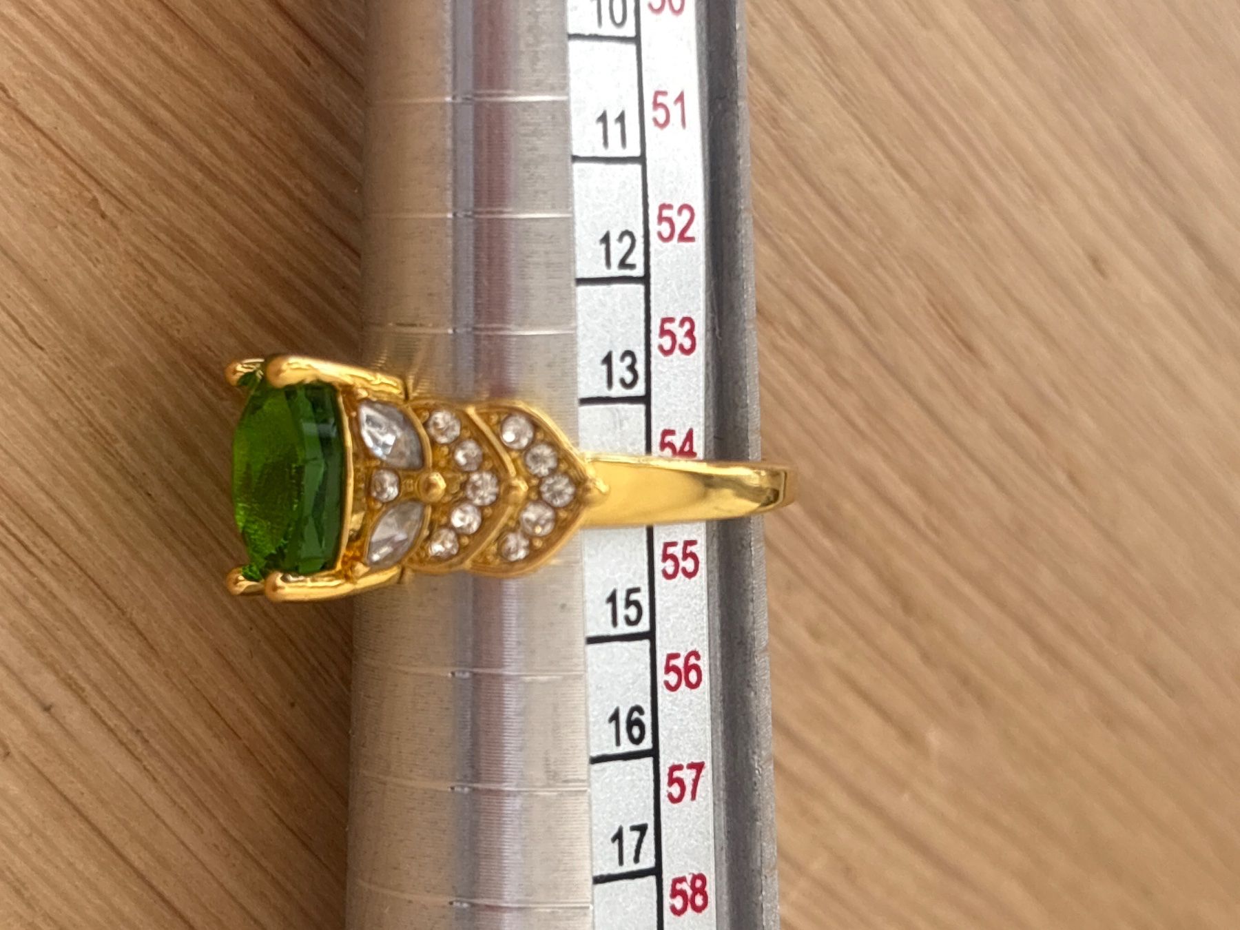 Ringe: Luxus Elegante Gr.17/7 Ring Farbe: Gold /  Grün – Neu (gemäss Beschreibung) aus Biel-Bienne von Roserosse13 8