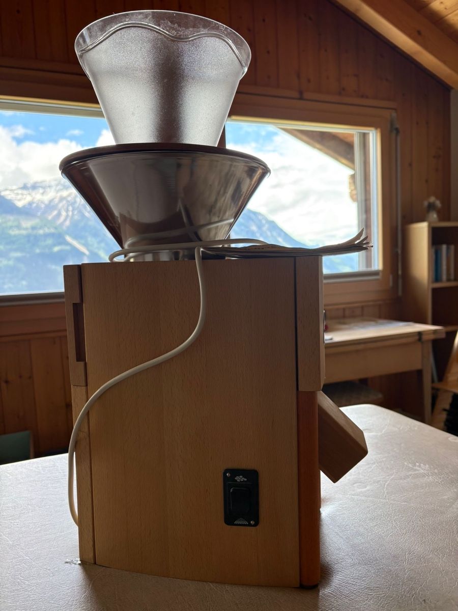 Elettrodomestici da cucina: Schnitzer Vario Getreidemühle/Flocker – Usato da Guttet-Feschel venduto da Swissdarter 2