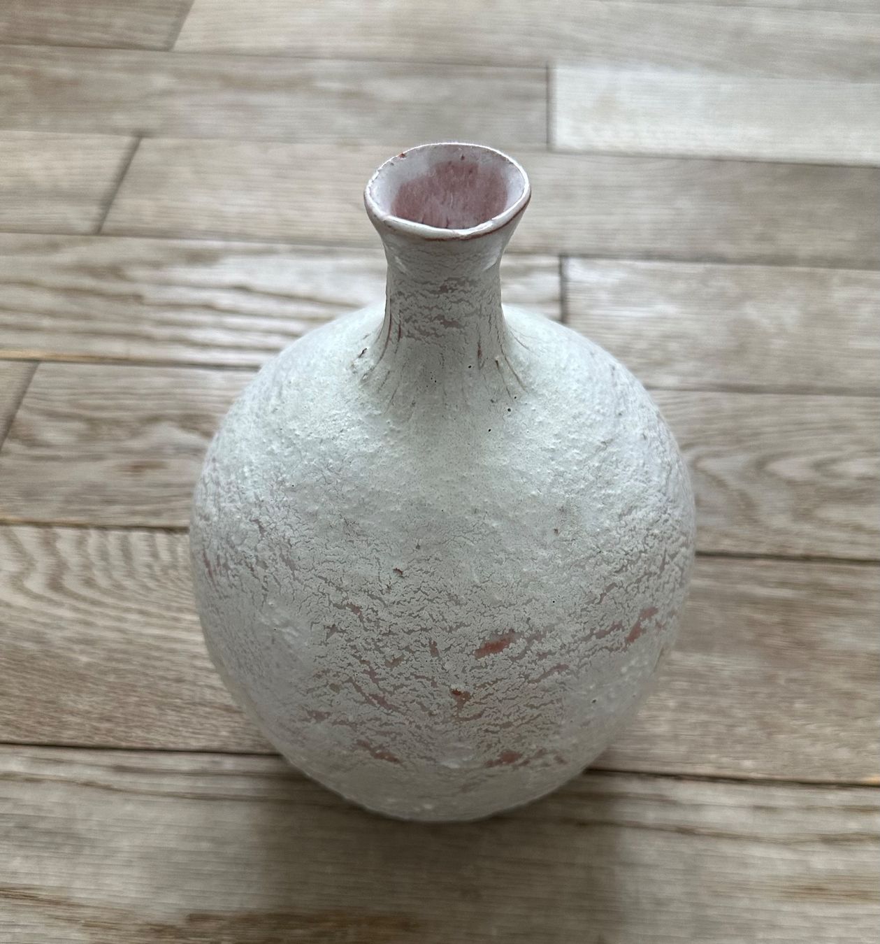 Vasi & Recipienti: Weisse Kugelvase von Antonini – Usato da Luzern venduto da Mamutpe