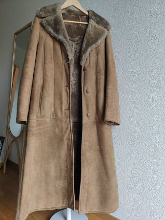 Vintage Lammfellmantel / manteau en peau de mouton retournée