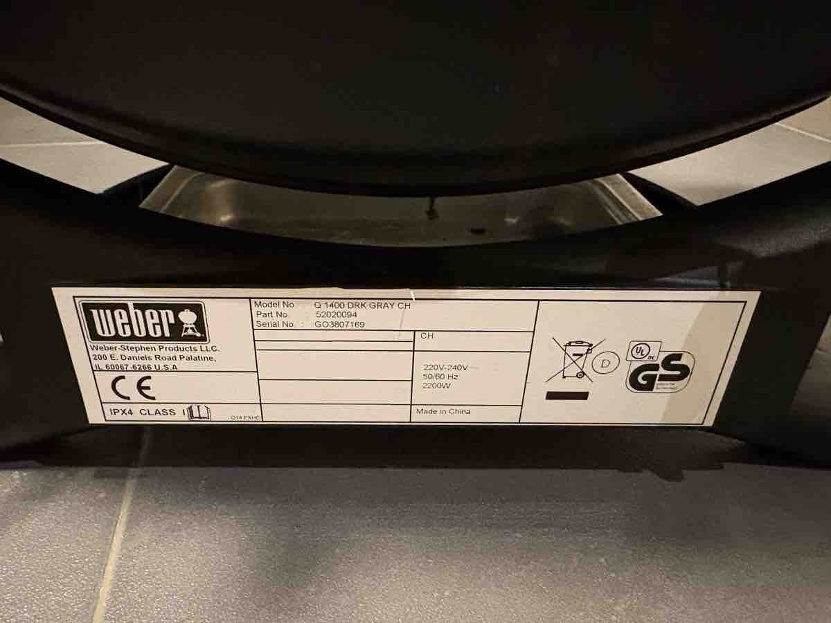 Weber Grils: Weber Q 1400 DRK GRAY CH – D'occasion à Birmensdorf ZH par pstf 1