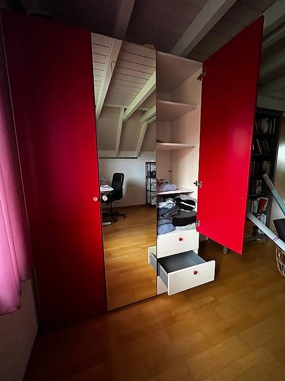 Armadi: Kleiderschrank 3 teilig – Usato da Büsserach venduto da Biene019 3