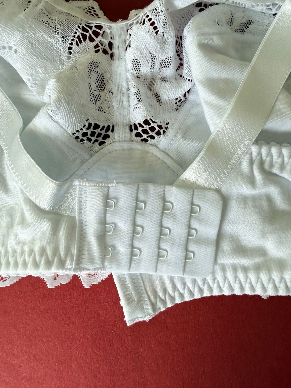 Altra biancheria intima: SANS COMPLEXE, bügelloser BH, Grösse 100D, Farbe Weiss – Nuovo e nell'imballaggio originale da Rudolfstetten venduto da gst_g7xl 4