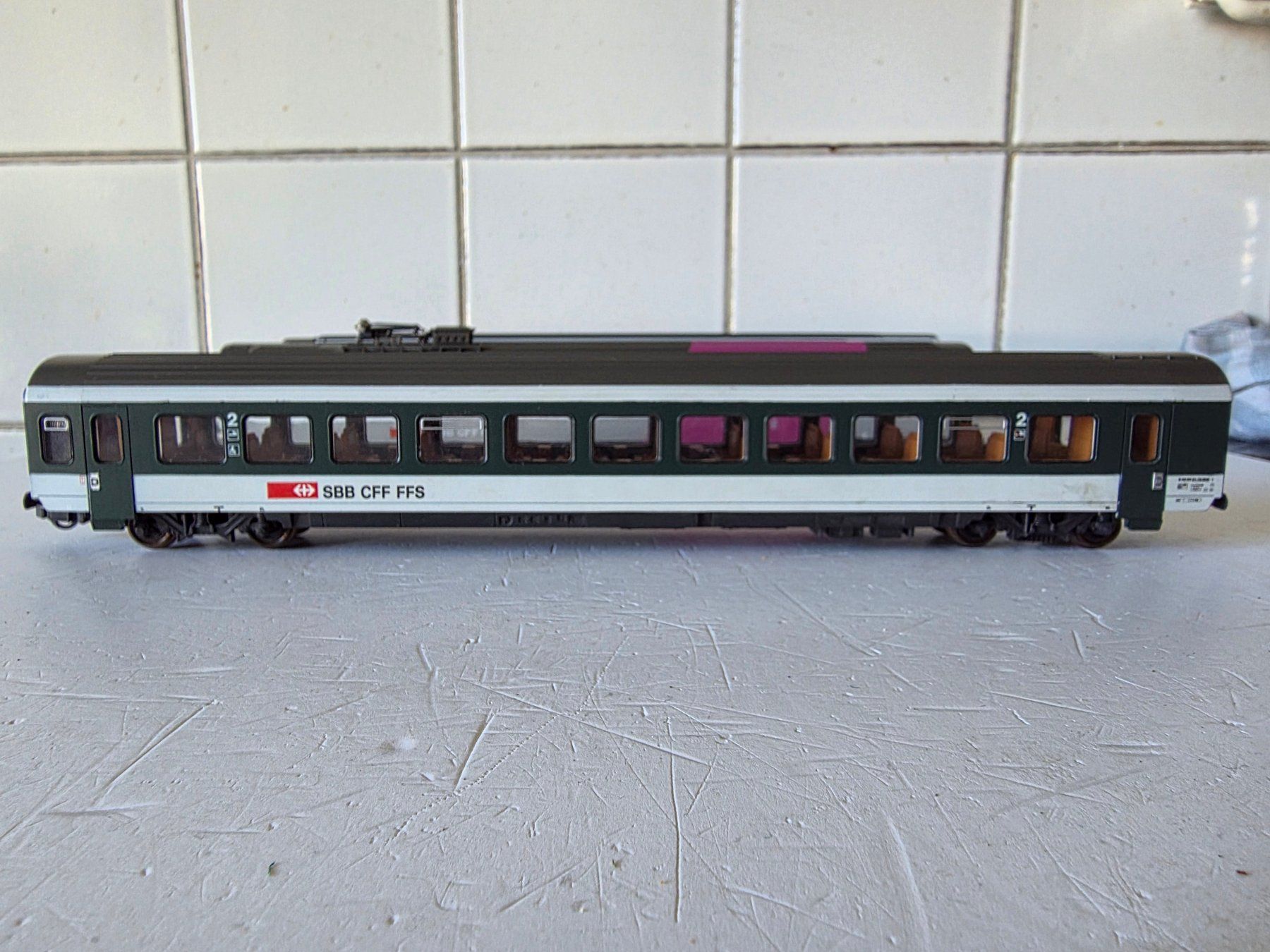 Roco Modellini di ferrovie: 5 Stück SBB Personenwagen – Usato da Seuzach venduto da Loeckeli01 2