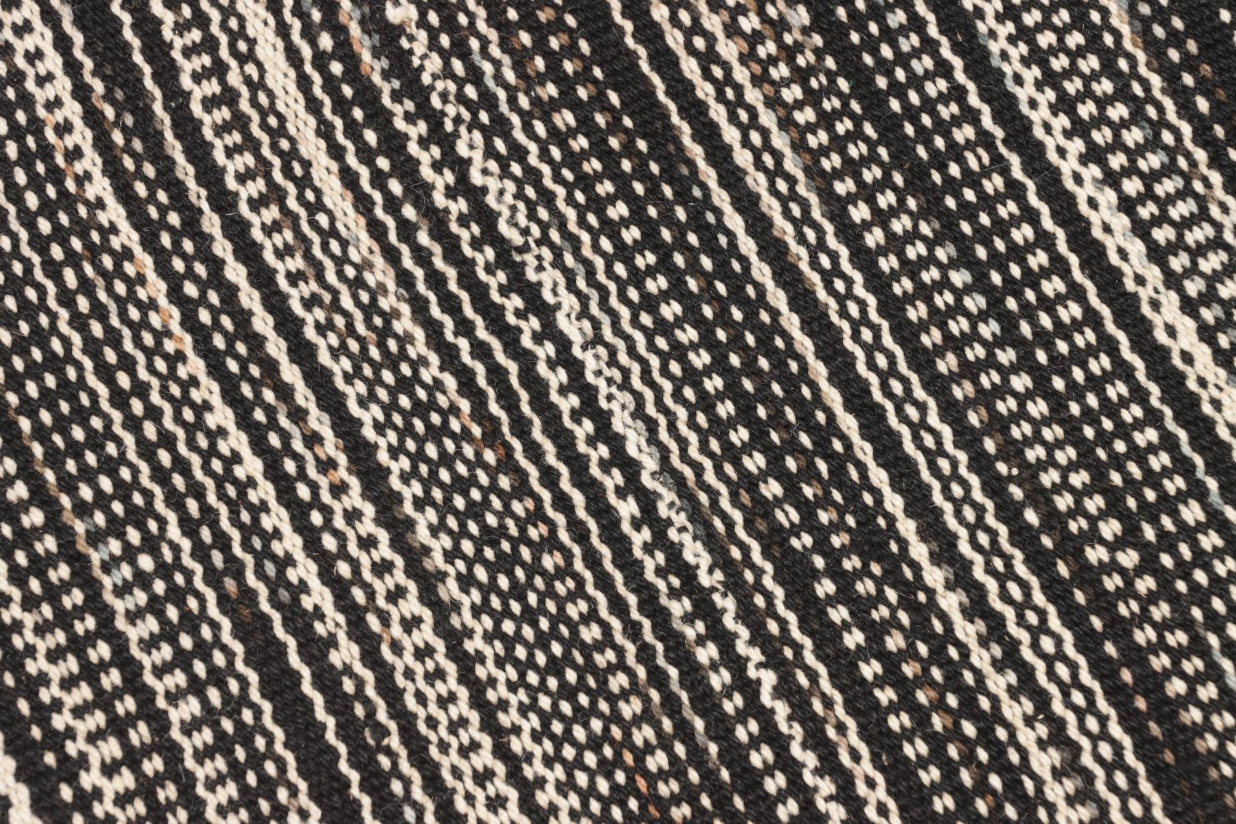 Kilim Tappeti: Moderner Kilim IKAT Teppich – Nuovo (secondo la descrizione) da Rüschlikon venduto da Brixen07 3