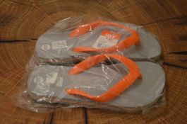NO 32-33 NEU (PRIX FR 9.90)