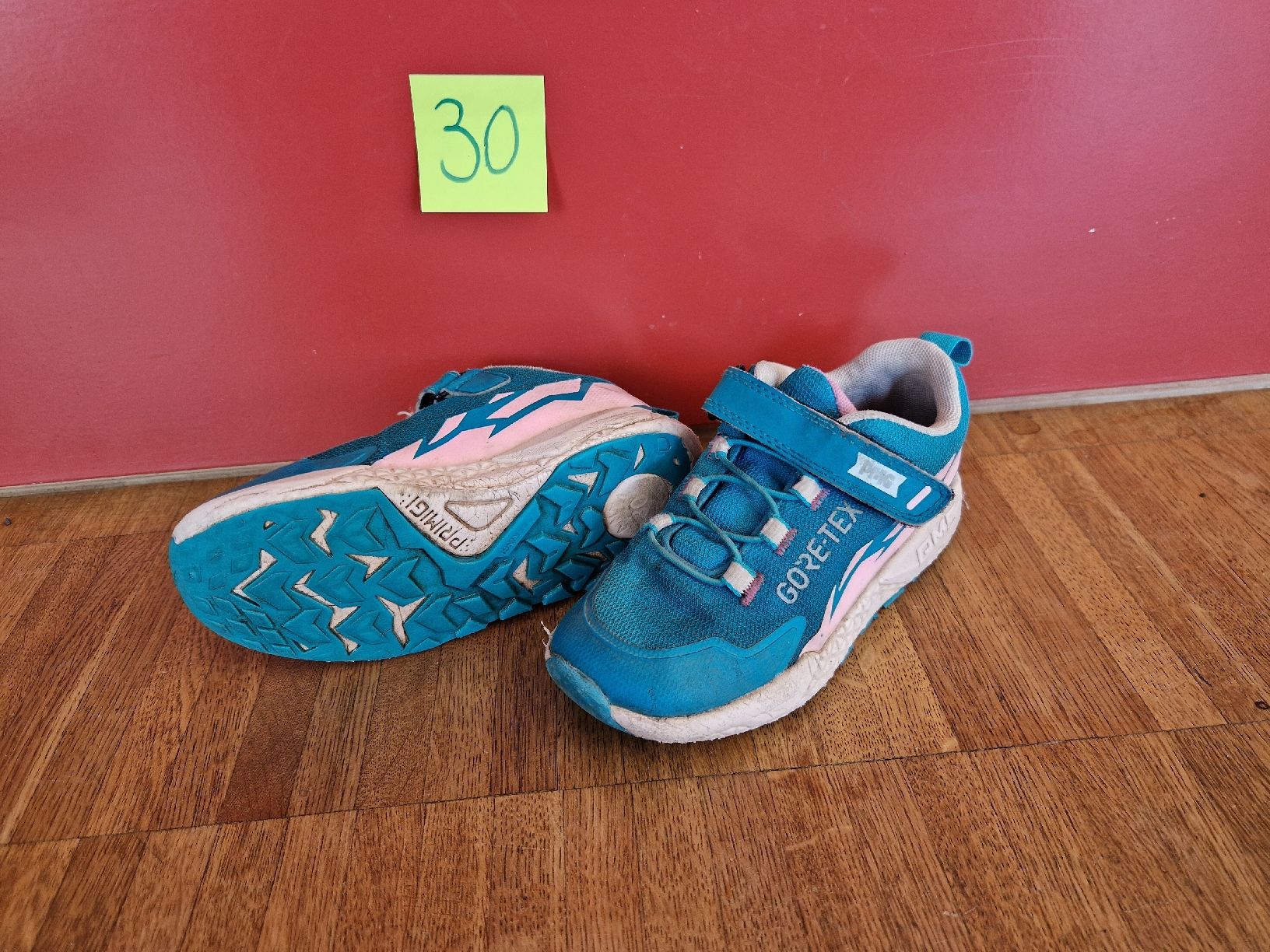 Primigi Scarpe per ragazze: Turnschuhe Gr 30 – Usato da Zug venduto da snussbaumer 1