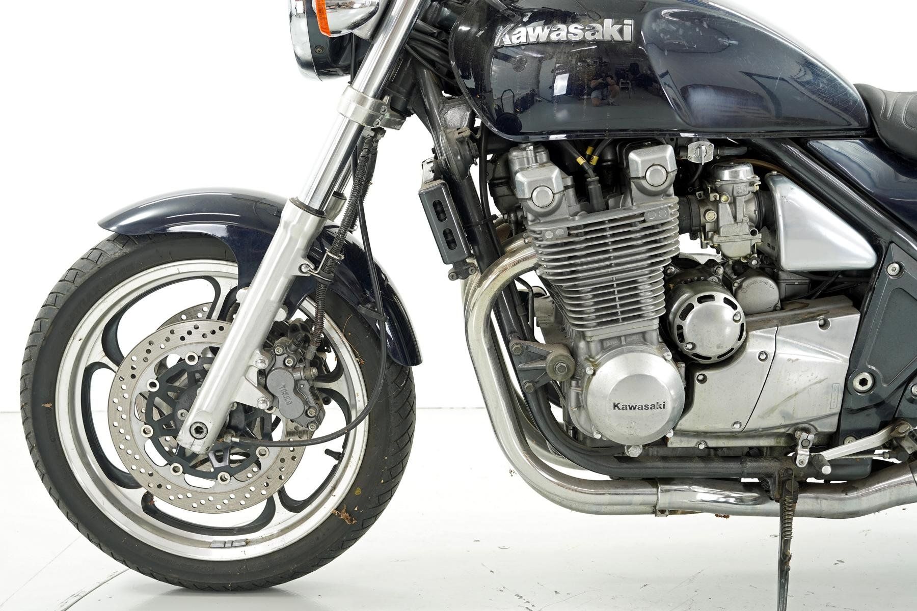 Kawasaki Strasse: Kawasaki Zephyr 1100 – Gebraucht aus Winterthur von MCW 5