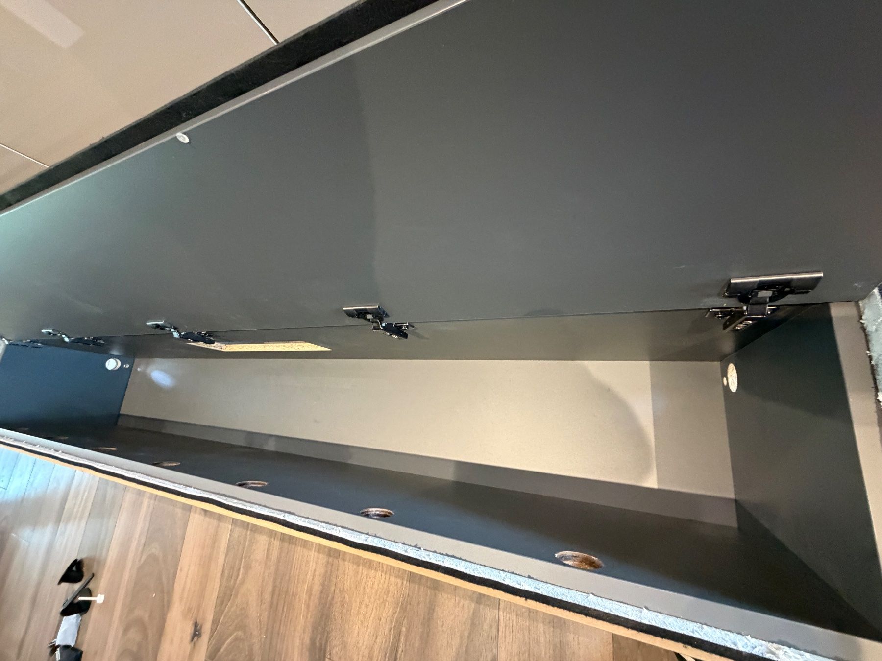 TV Möbel: HiFi Möbel - für hinters Rack – Gebraucht aus Horgen von Auction-Kings 5