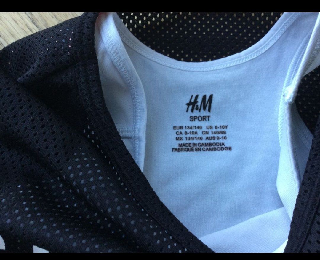 H&M Blusen, T-Shirts & Tops: Sport Top Mädchen, Gr 134-140 – Gebraucht aus Zürich von mir_2kjl 1