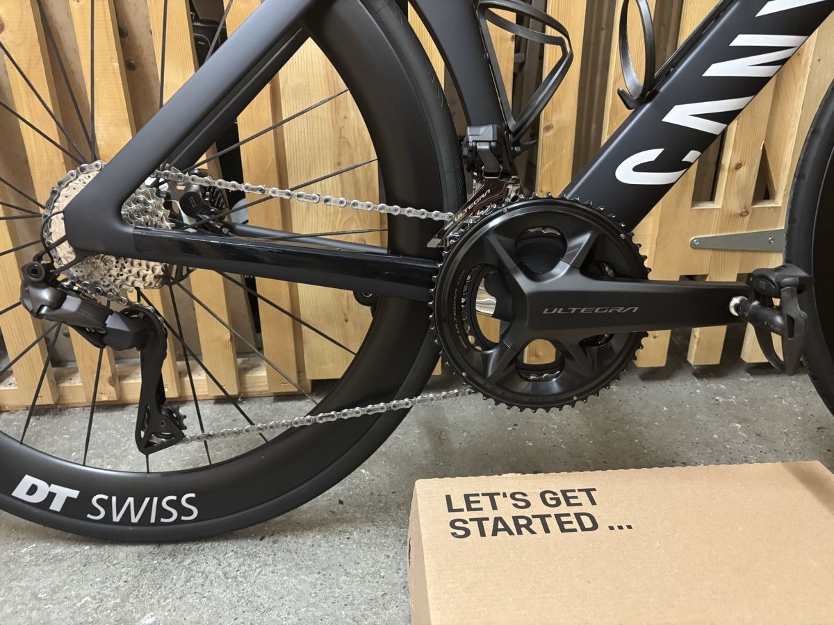 Canyon Vélos: Aeroad CF SLX 8 Di2 – Neuf (Voir description) à Zürich par Luckystrike10 1