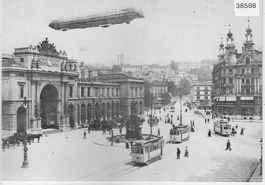 Zürich - Zeppelin über Bahnhof - Repro