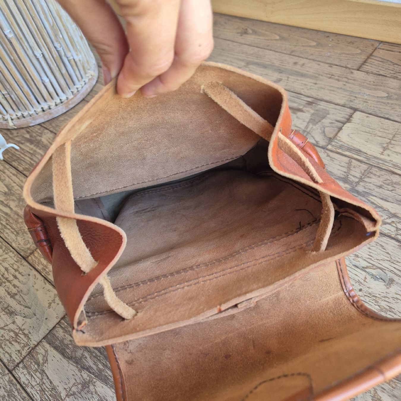 Zaini: sac à dos en cuir – Usato da Choëx venduto da NKim 2