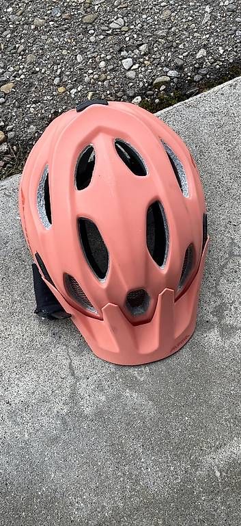 Caschi: Velohelm – Usato da Ulisbach venduto da nic_9k55