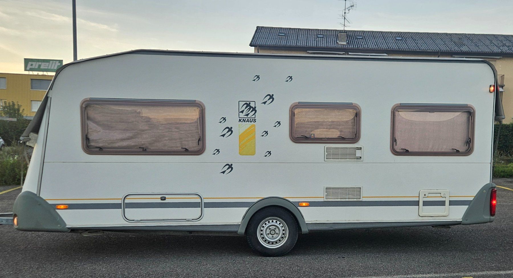 Anhänger: Wohnwagen Knaus 500 – Gebraucht aus Niederurnen von Olivenstein 1