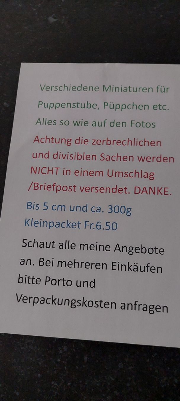 Case e mobili per bambole: Puppenstuben Puppenkleidchen  – Usato da Muri AG venduto da nindo1 8