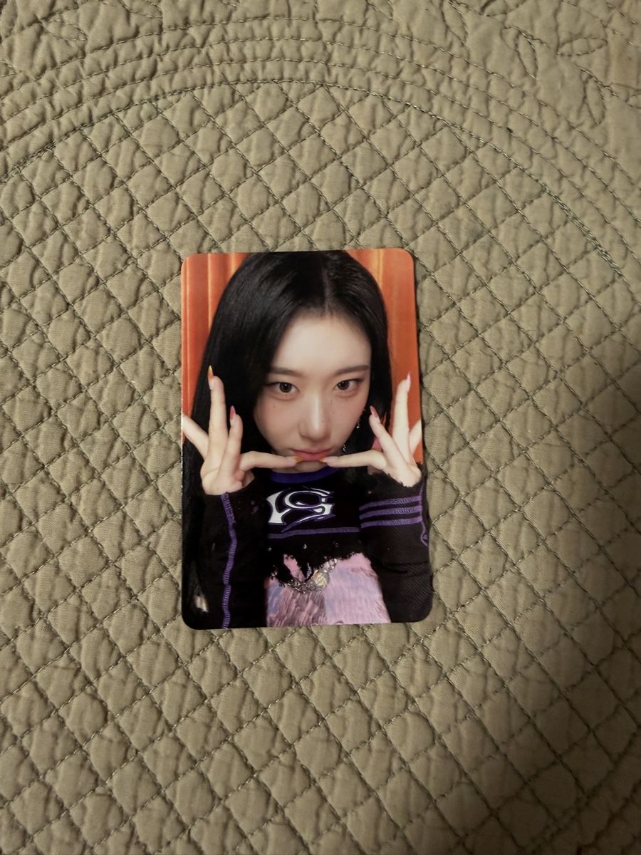 Carte collezionabili: ITZY CHAERYEONG Sammelbild Original – Nuovo (secondo la descrizione) da Basel venduto da kal_l6ms