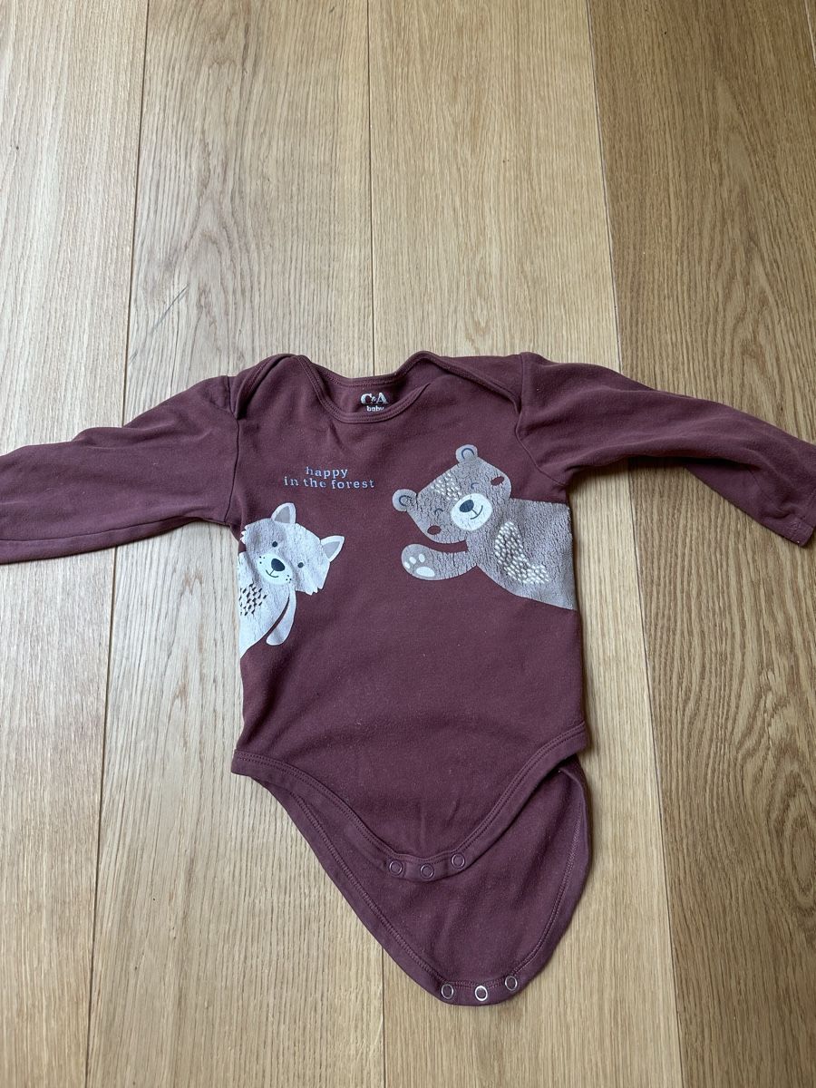 Lotti di vestiti: Kinderkleiderset 1-2 Jahre – Usato da Basel venduto da Bietemeerrettich 2