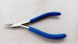 Rund- Zange zum Biegen von Silber Schmuckdraht.