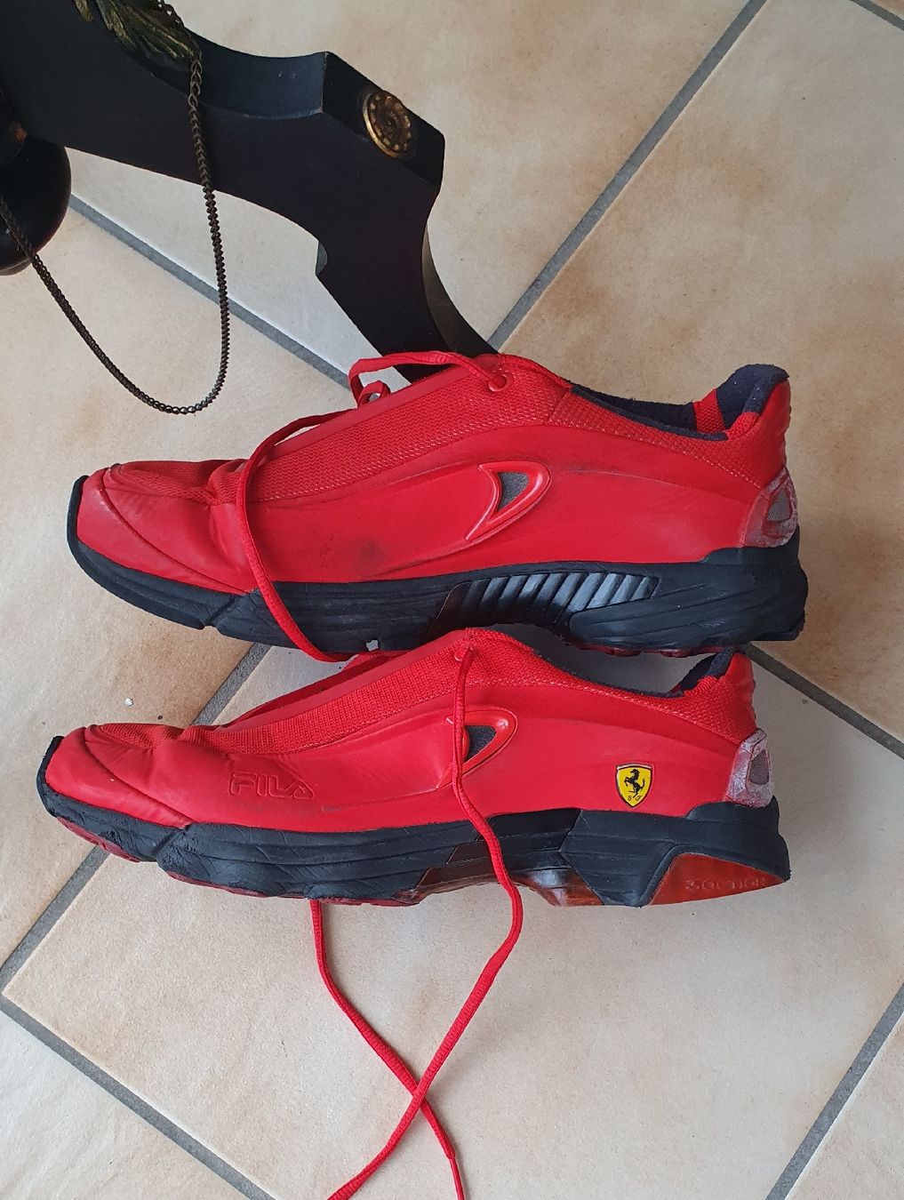 Fila Scarpe da uomo: Fila Ferrari taille 45 – Usato da Erde venduto da zakleblanc 2