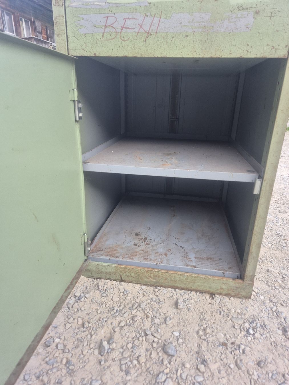 Lista Armadi: Werkzeugschrank – Usato da Röthenbach i. E. venduto da 3538ScaniaR420 2
