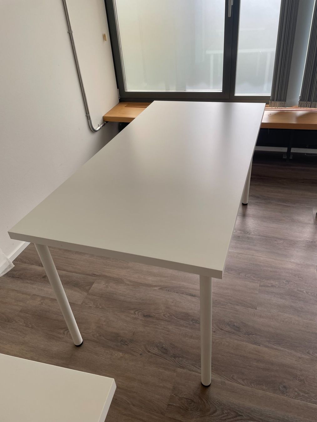 Ikea Set di tavolo e panche: Besprechungstisch oder Gruppenraumtisch – Usato da Wädenswil venduto da lei_mh9s 1