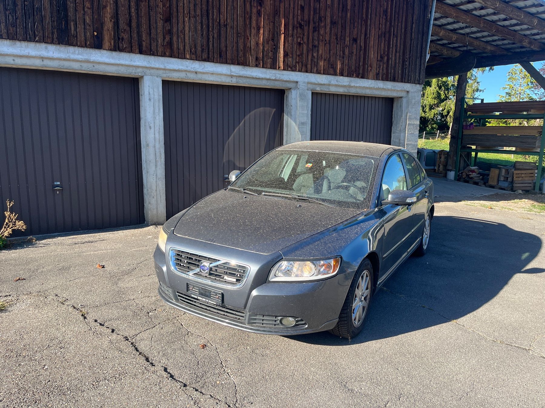 Volvo Automobili: Volvo S40 2.4 Limousine – Usato da Reitnau venduto da freerider1080