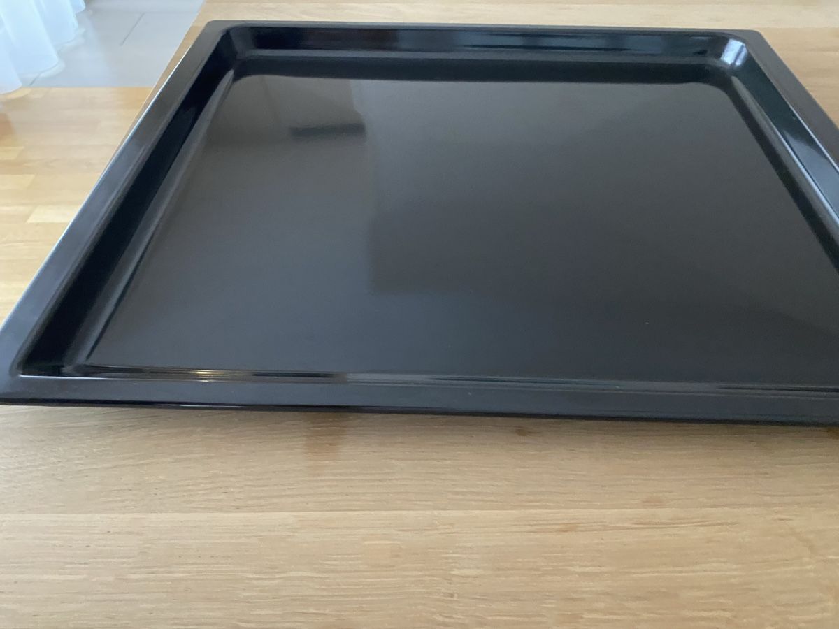 Teglie da forno: Backblech, universal, neuwertig, robust, Ofenblech 46x39cm – Usato da Münsingen venduto da Heinz-113 1