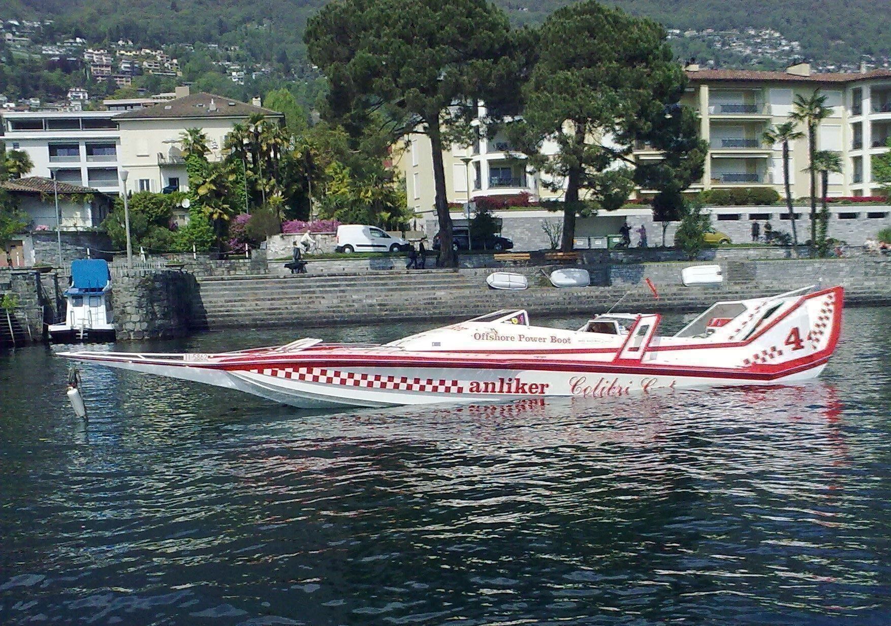 Schweizer Barche: BOOT Colibri Cat 44 Offshore-Power-Boot – Usato da Trimbach venduto da Goldesel0 3