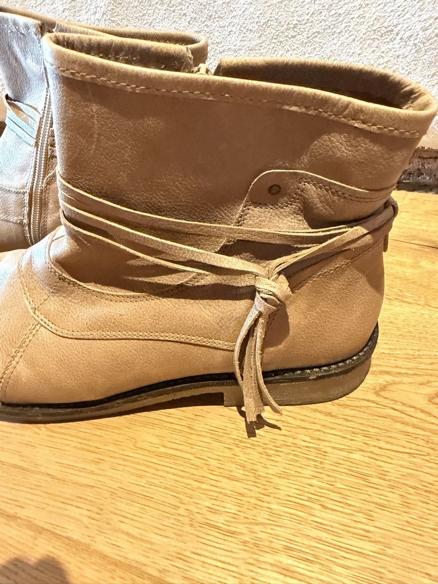 Chaussures femmes: Tolle Stiefeletten Ulla Popken Leder 41 – D'occasion à Rüdlingen par Lichee 1