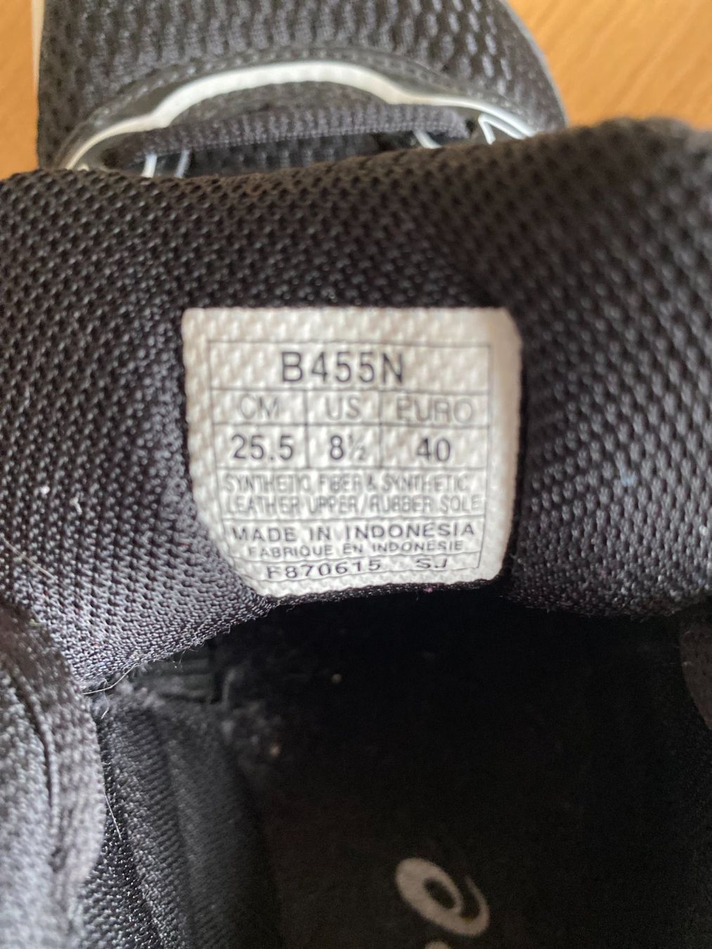 Asics Scarpe da donna: Hallenschuh Asics Gr. 40 – Usato da Theilingen venduto da Theilig1 3