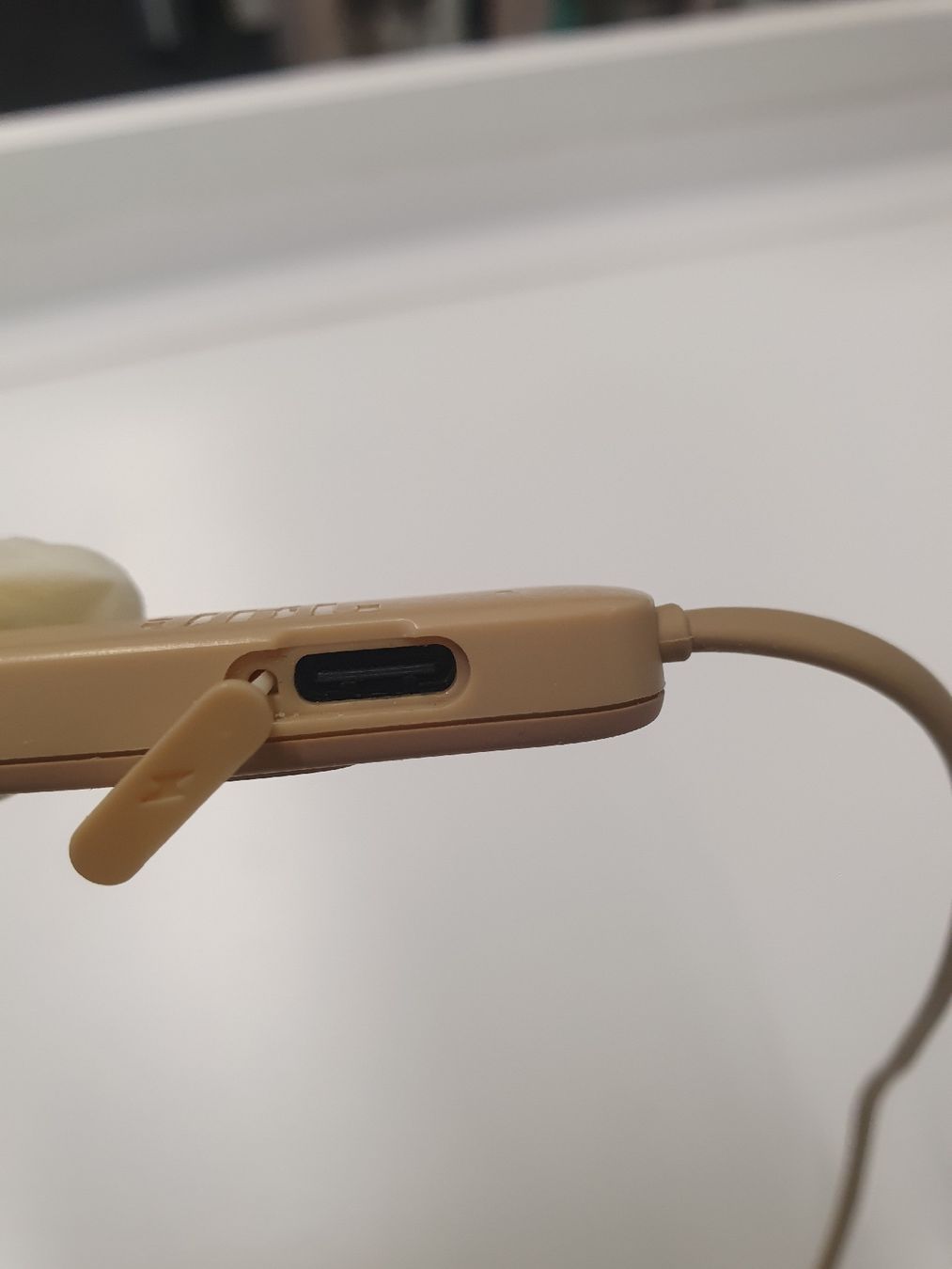 JBL Cuffie: JBL Kopfhörer 215 BT – Usato da St.Gallen venduto da mai_gq8q 2