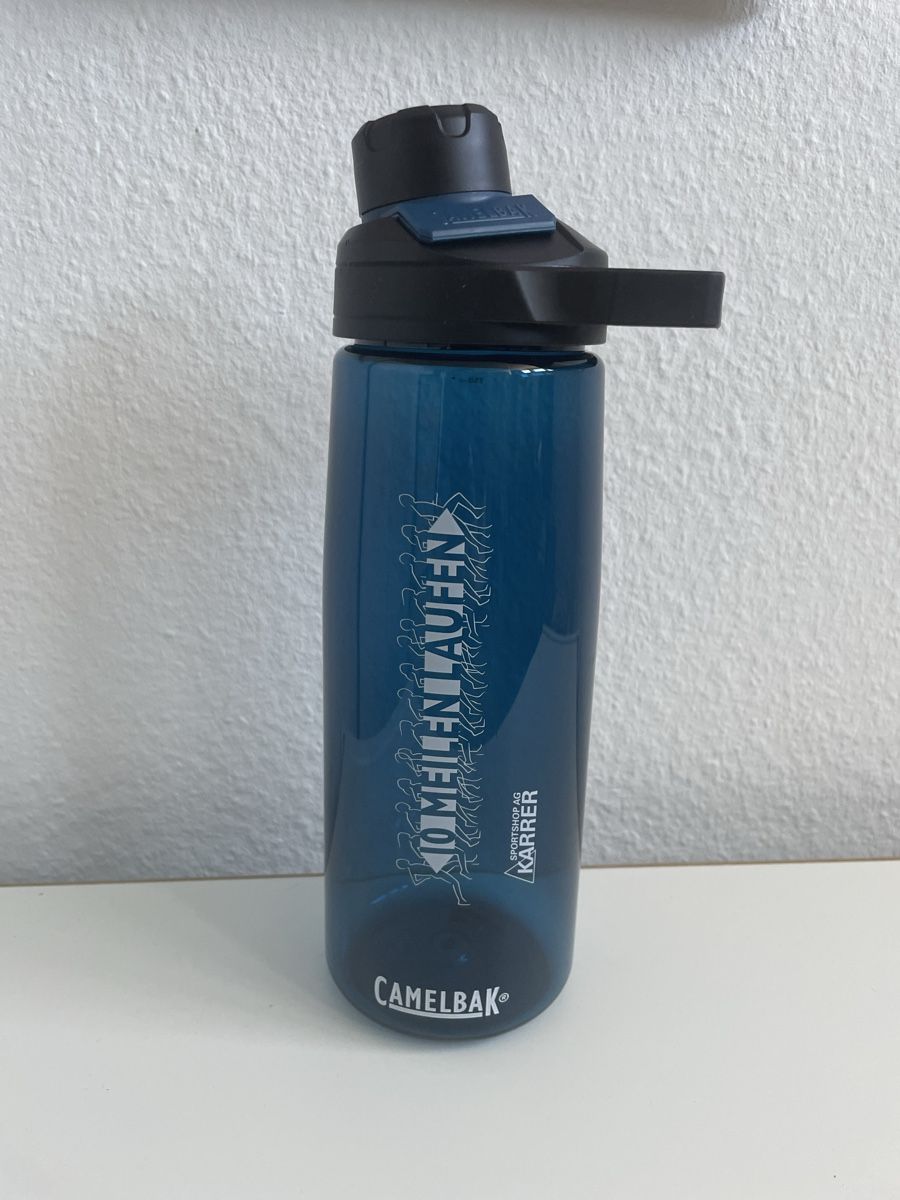 Camelbak Borracce & Thermos: Camelbak Trinkflasche, blau, 750ml – Nuovo (secondo la descrizione) da Basel venduto da Robyn20