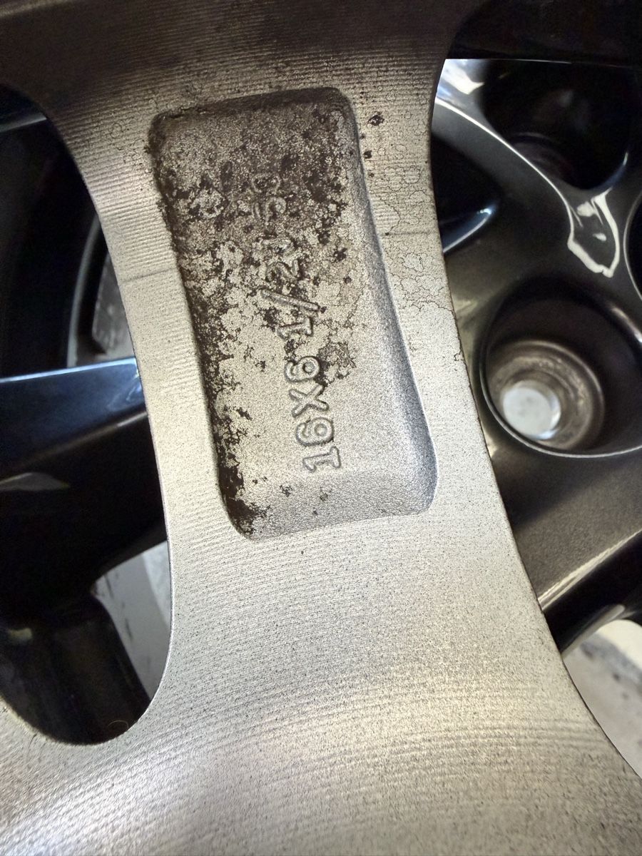 Pneumatici & Ruote complete: Original Mazda 16x6 1/2 ET50 – Usato da Fahrwangen venduto da ste_v7sm 2