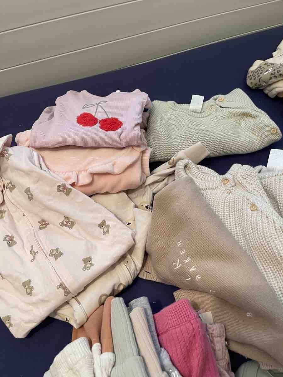Lotti & Set di vestiti: Kleiderpaket Mädchen Grösse 68 Herbst/ Winter – Usato da Meilen venduto da Dionys89 8