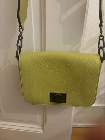 Sac à bandoulière vert neuf